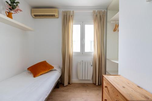 Three-Bedroom Apartment image 4