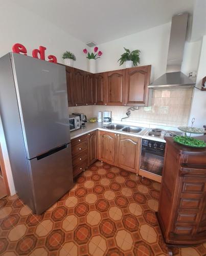 Apartment Eda in Mali Golji