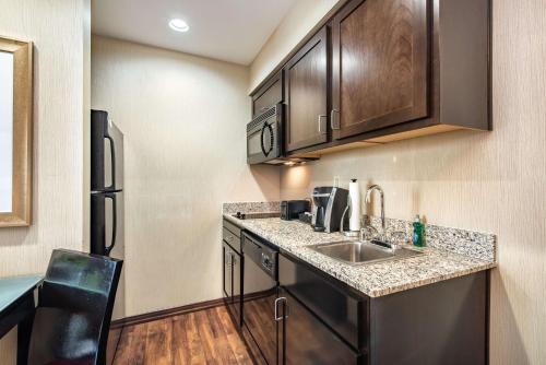 Homewood Suites by Hilton Oxnard/Camarillo