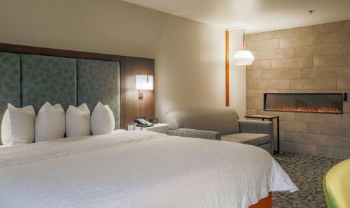 Hampton Inn Prescott - image 3