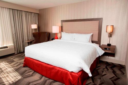 Hampton Inn By Hilton & Suites Thunder Bay, Ontario, Canada