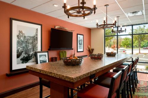 Hampton Inn Kanab - image 10