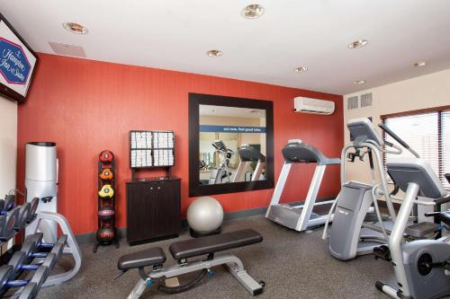 Hampton Inn & Suites Chicago/Saint Charles - image 6