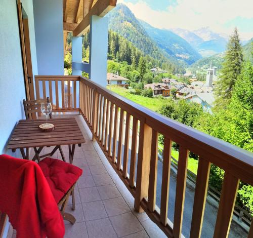 Skats, Mansarda Trentino-Campiglio in Ossana