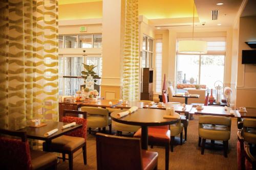 Hilton Garden Inn Redding - image 14
