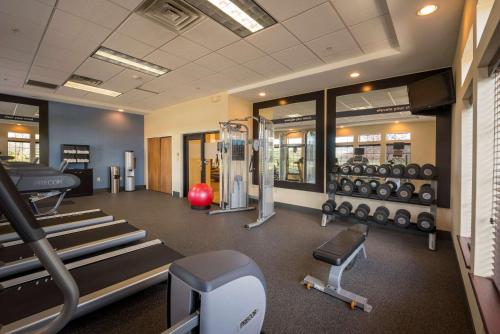 Hampton Inn & Suites Binghamton/Vestal - image 8