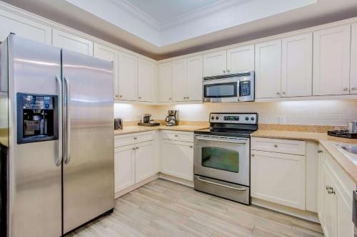 Hilton Pensacola Beach - image 6