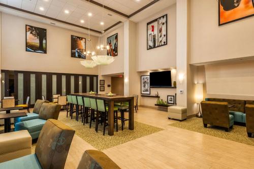 Hampton Inn & Suites New Albany Columbus - image 8