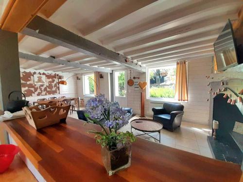 Au Refuge des 3 Ours Room Type - Home - La Maison Kenann