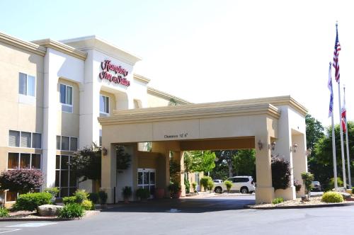 Hampton Inn & Suites Red Bluff