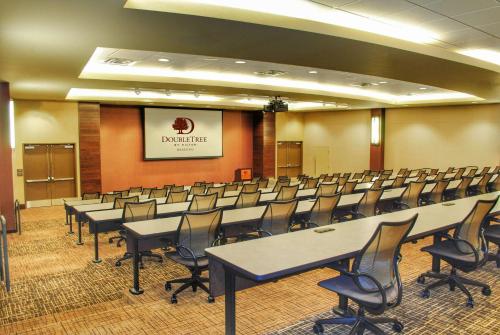 DoubleTree by Hilton Hotel Reading - image 11