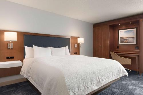 Hampton Inn Wausau - image 8