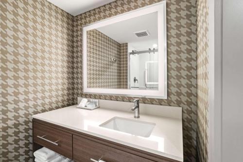 2 bedrooms, 2 beds