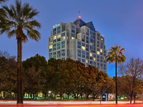 Hilton Los Angeles North-Glendale & Executive Meeting Center in Glendale, USA