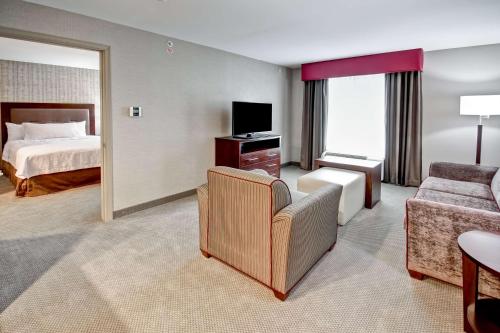 Two-Bedroom King Suite - Mobility Access/Non-Smoking
