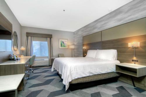 Hilton Garden Inn Livermore Room Type - Premium King Room