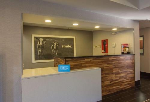 Hampton Inn Medina - image 6