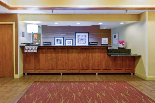 Hampton Inn Marion – Marion, IL