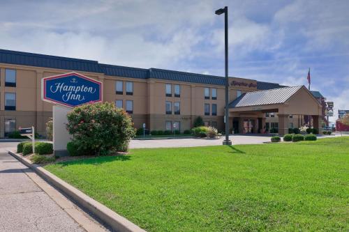 Hampton Inn Marion - Hotel