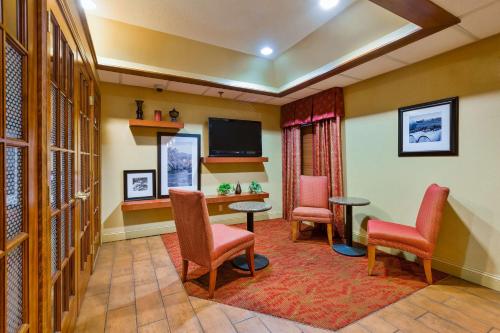 Hampton Inn Marion – Marion, IL