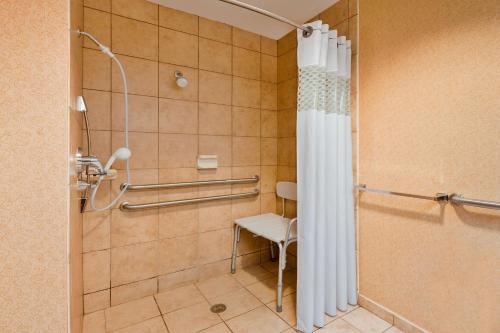 Hampton Inn Marion – Marion, IL