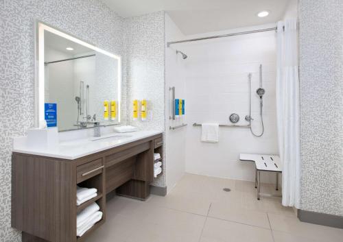 Home2 Suites By Hilton Wichita Falls Tx - image 2