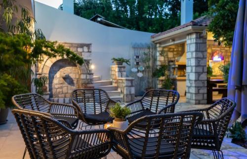 Carpe Diem Corinthian Suites 2 in 內蘭札