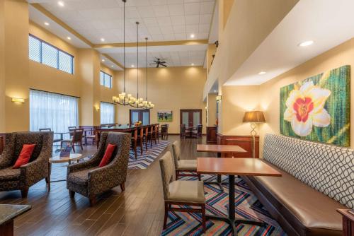 Hampton Inn & Suites Hopkinsville