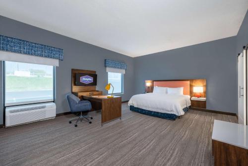 Hampton Inn & Suites Hopkinsville