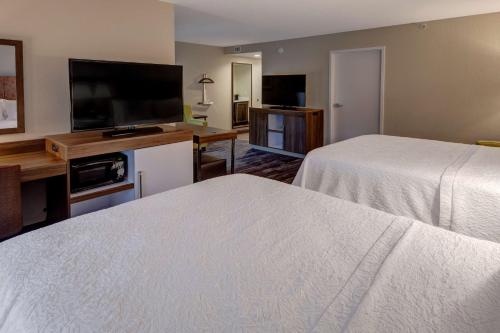 Studio Suite with Two Queen Beds - Non-Smoking