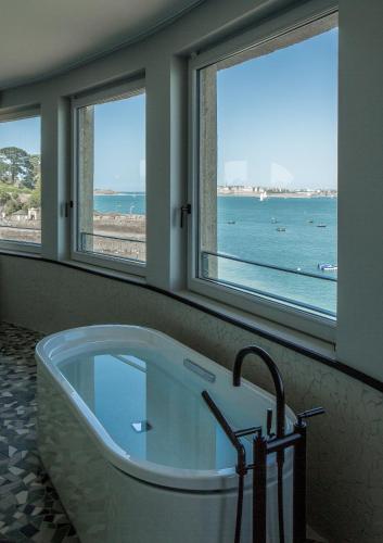 Prestige Double Room with Sea View