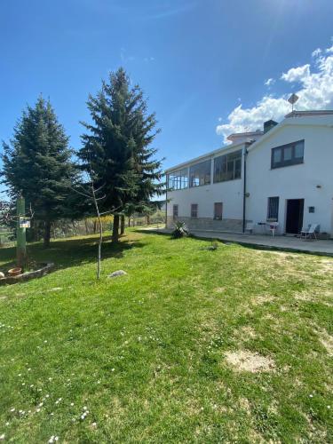  Casa degli Ulivi, Ferienwohnung in Civitella del Tronto