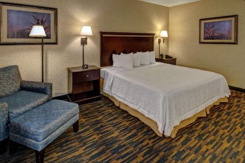 Hampton Inn Roanoke Rapids - image 12