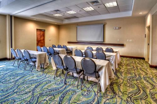 Hampton Inn By Hilton Roanoke Rapids