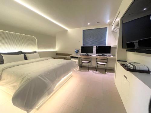D'you Hotel (2)