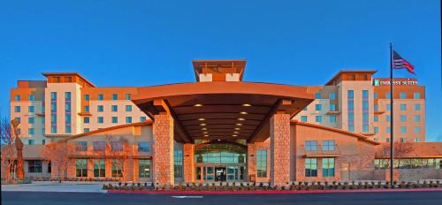 Embassy Suites Palmdale - Hotel