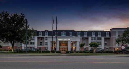 Hampton Inn & Suites Williamsburg-Richmond Road