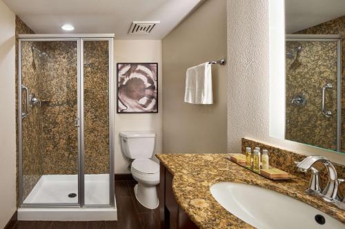 Doubletree By Hilton Fullerton - image 12