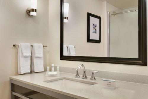 Hilton Garden Inn Statesville