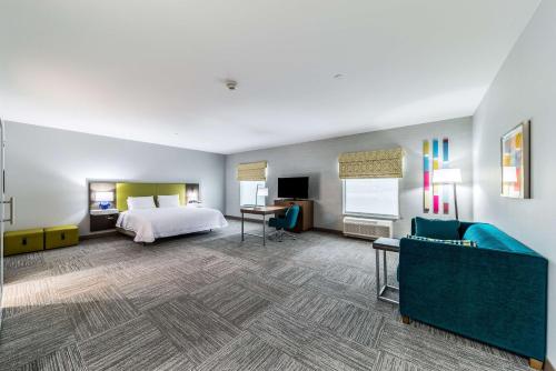 Hampton Inn & Suites Pryor Ok - image 8