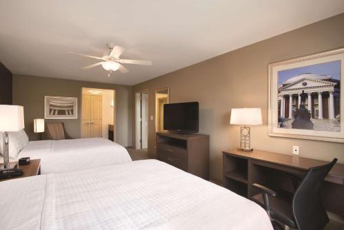 Homewood Suites by Hilton - Charlottesville