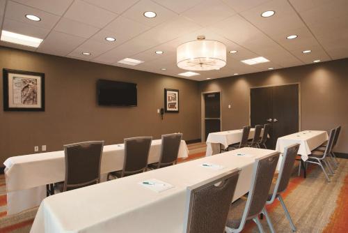 Homewood Suites by Hilton - Charlottesville