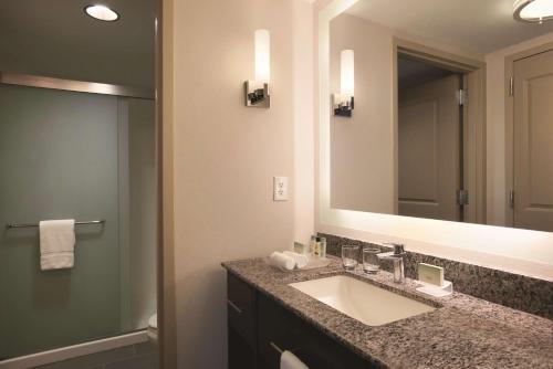 Homewood Suites by Hilton - Charlottesville