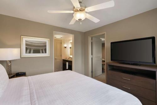 Homewood Suites by Hilton - Charlottesville