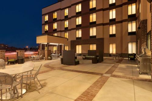 Home2 Suites by Hilton Denver West / Federal Center