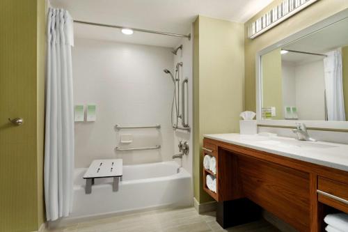 Home2 Suites by Hilton Denver West / Federal Center