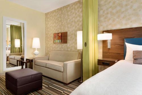 Home2 Suites By Hilton-Cleveland Beachwood - image 2