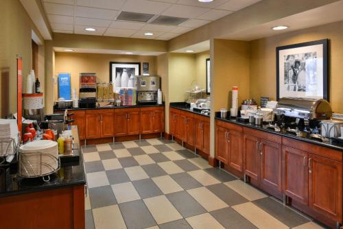 Hampton Inn & Suites Tacoma, Tacoma (Foto 8)