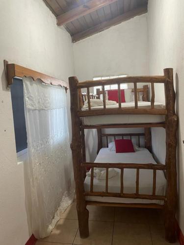 2 bunk beds