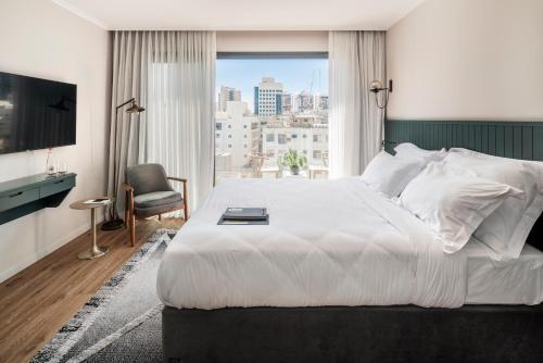 room detail thumbnail 0